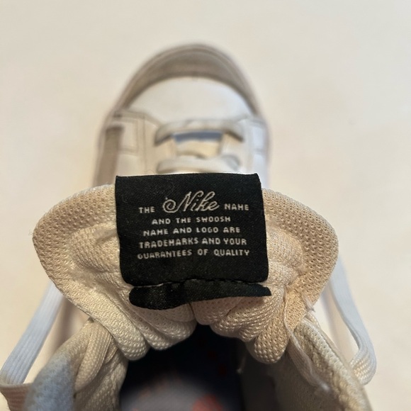 Nike Blazer Mid ‘77 SE Big Kids Shoes - Picture 7 of 8